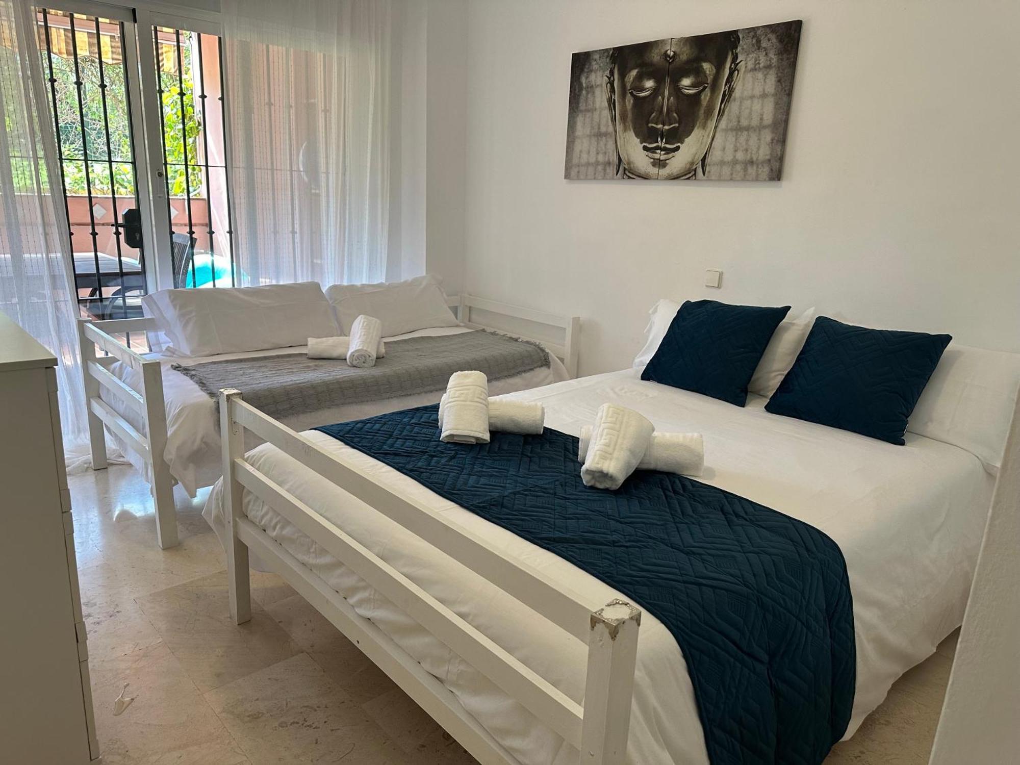 Apartamento En Marbella Guadalmina Primera Linea De Campo De Golf Los Cartujanos Luaran gambar