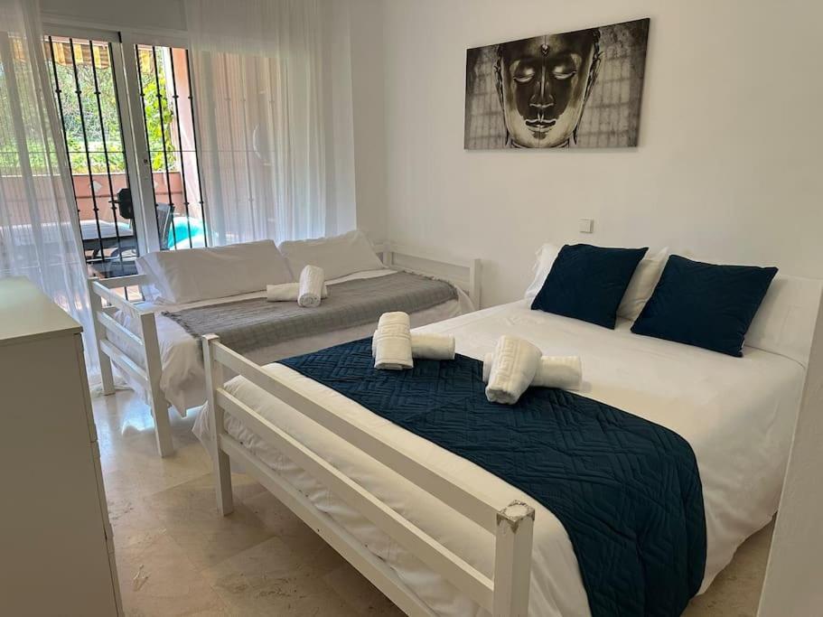 Apartamento En Marbella Guadalmina Primera Linea De Campo De Golf Los Cartujanos Luaran gambar